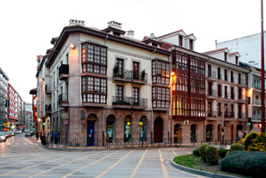 Edificio Quebrantada. Torrelavega