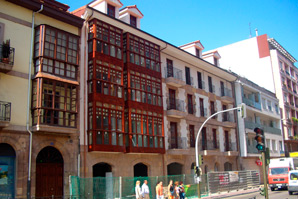 Edificio Quebrantada. Torrelavega