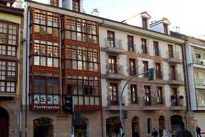 Edificio Quebrantada. Torrelavega